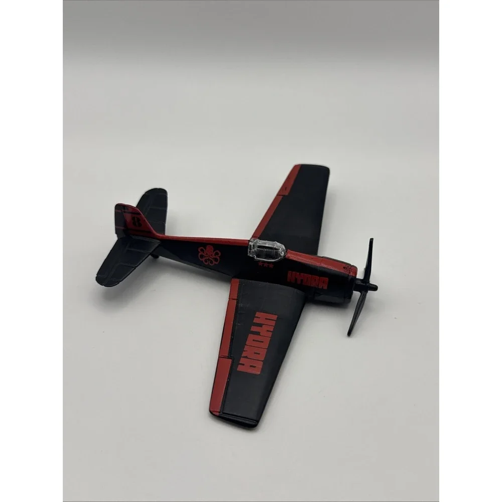 2011 Maisto Captain America Super Squadron Die Cast Plane Lot Of 2 Hellcat & B47
